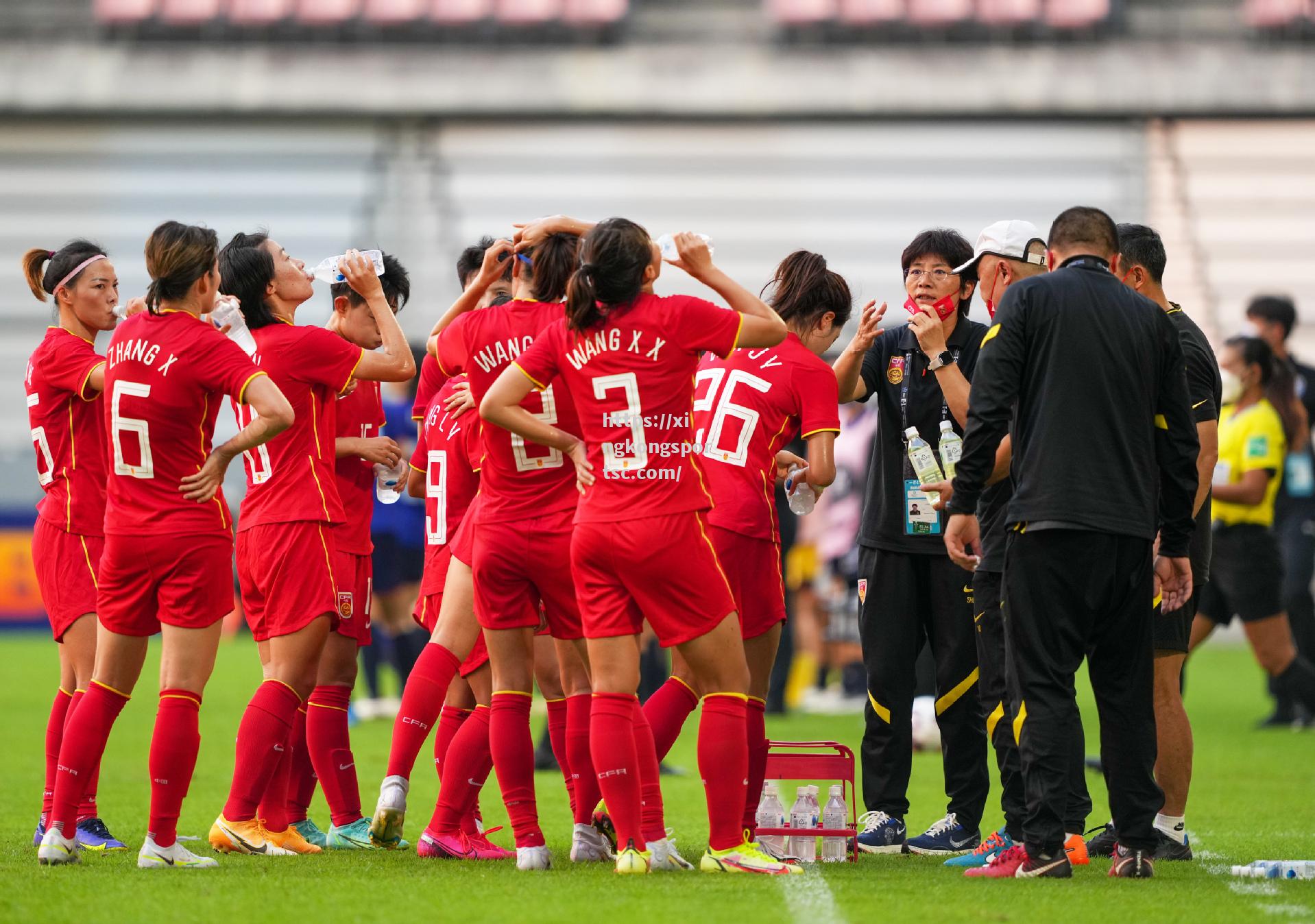 国家女子足球代表团备战东京奥运